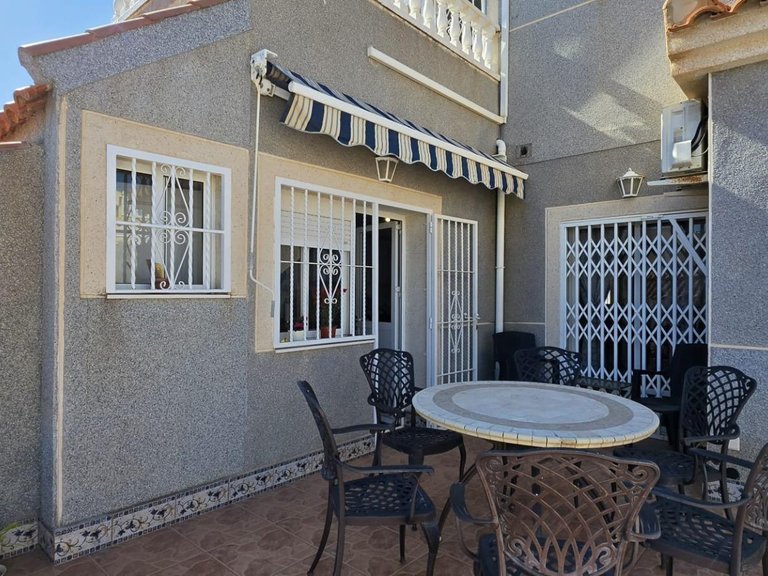 Villa for Sale in Torrevieja, Alicante 31