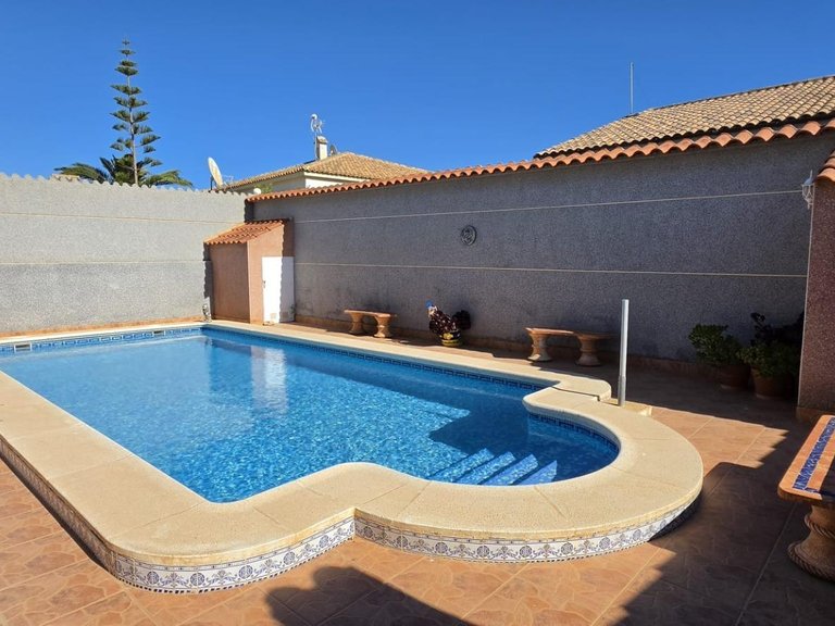 Villa for Sale in Torrevieja, Alicante 34