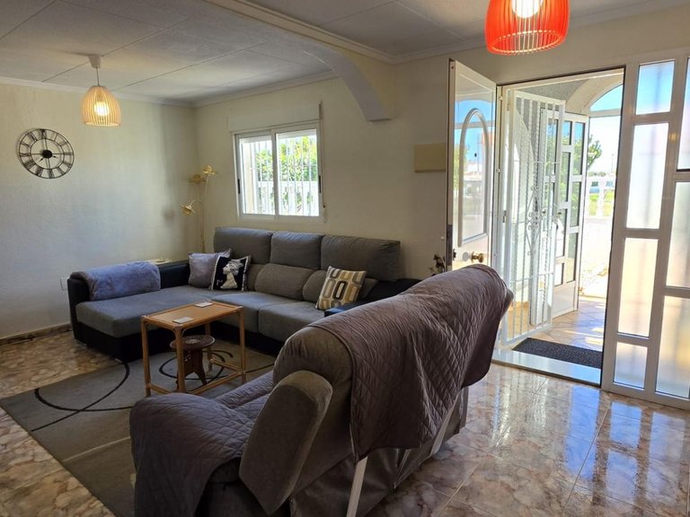 Villa for Sale in Torrevieja, Alicante 7
