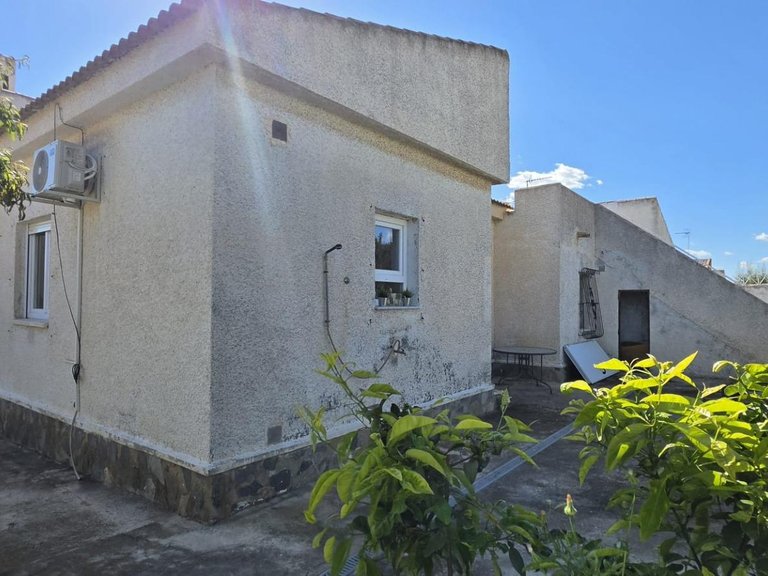 Villa for Sale in Torrevieja, Alicante 12