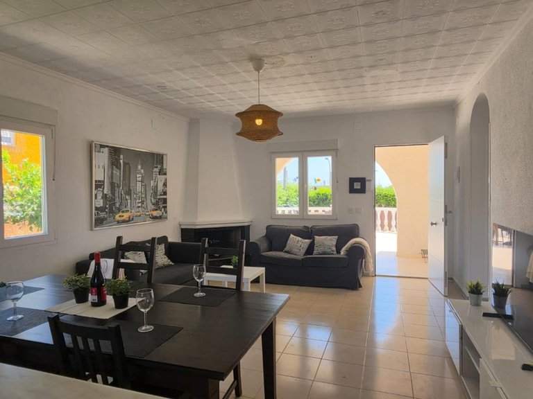 Villa for Sale in Torrevieja, Alicante 4