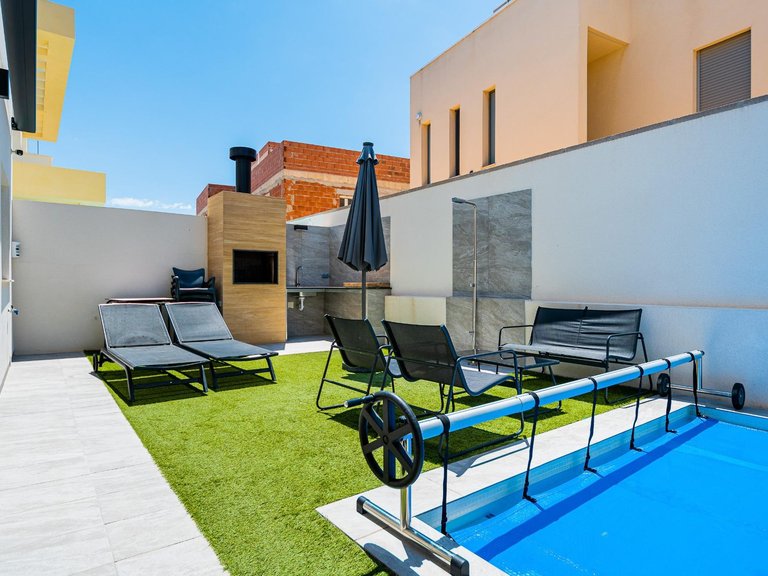 Villa for Sale in Los Montesinos, Alicante 28