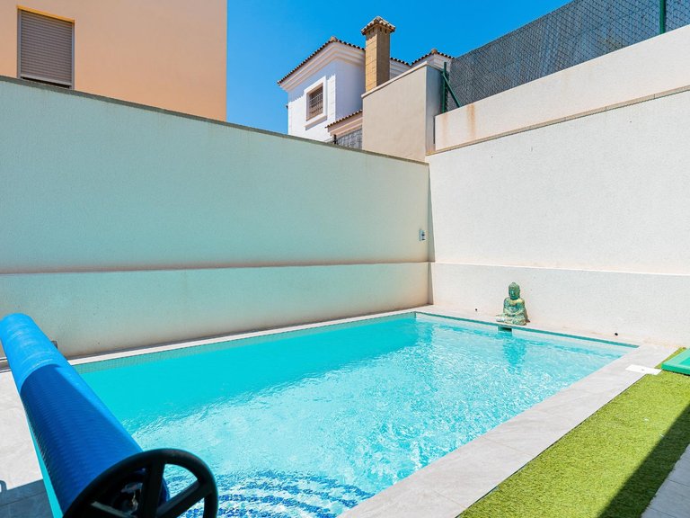 Villa for Sale in Los Montesinos, Alicante 31