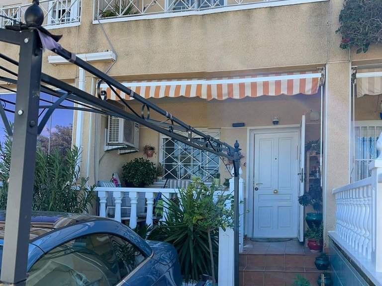Villa for Sale in Torrevieja, Alicante 1