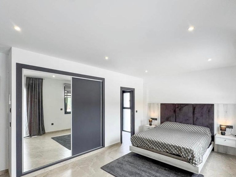 Villa for Sale in Los Montesinos, Alicante 13