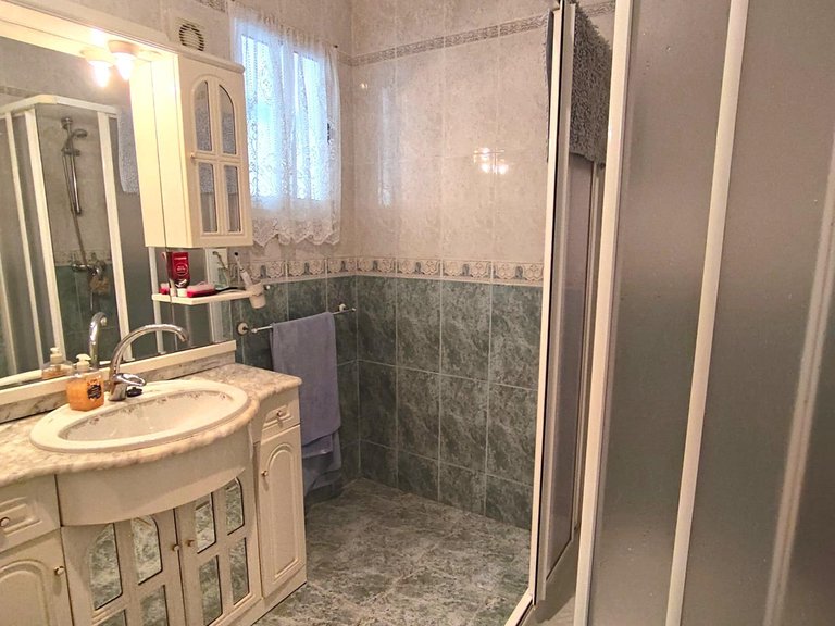 Villa for Sale in Torrevieja, Alicante 22