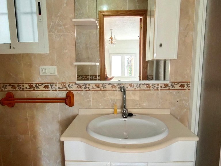 Villa for Sale in Torrevieja, Alicante 31