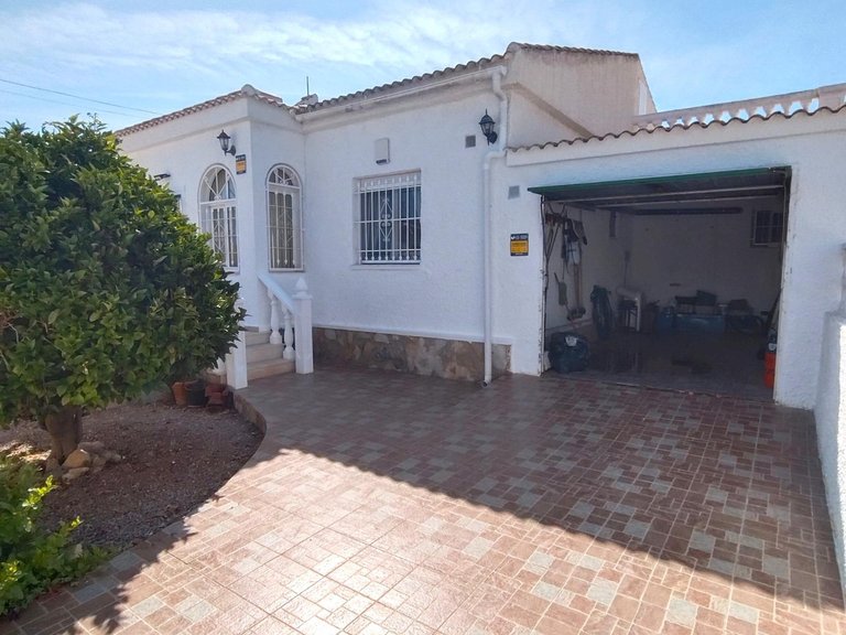 Villa for Sale in Torrevieja, Alicante 6