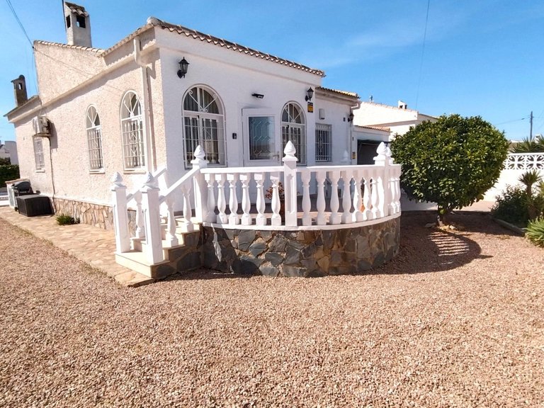 Villa for Sale in Torrevieja, Alicante 7