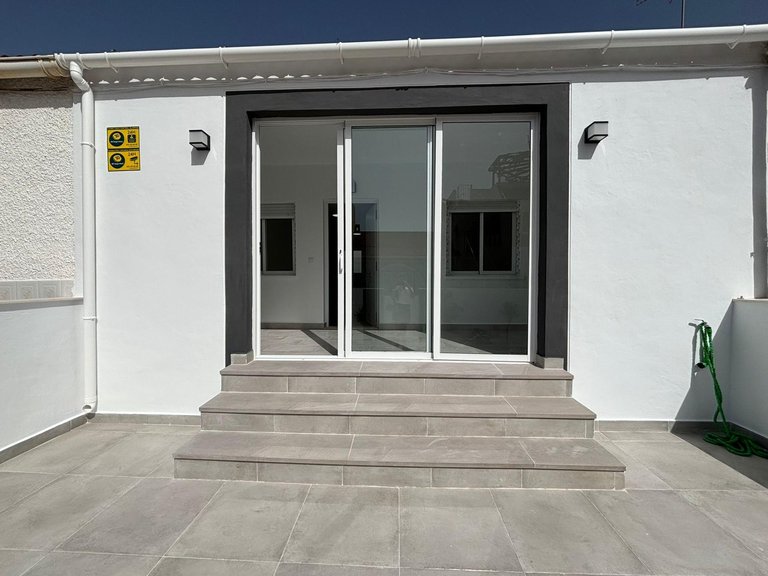 Villa for Sale in Torrevieja, Alicante 1