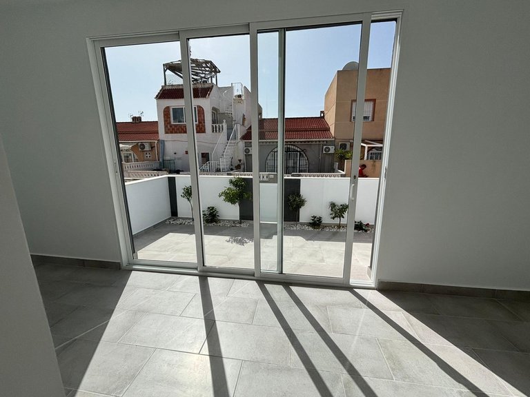 Villa for Sale in Torrevieja, Alicante 5