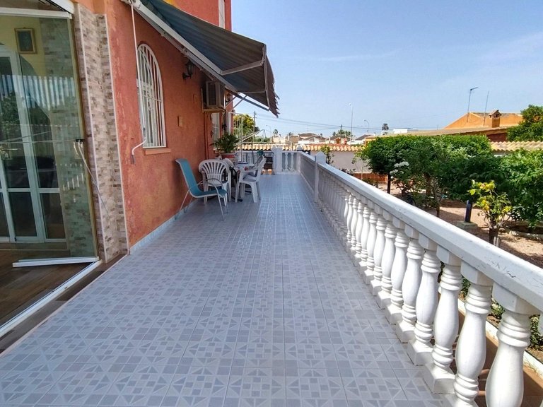 Villa for Sale in Torrevieja, Alicante 18