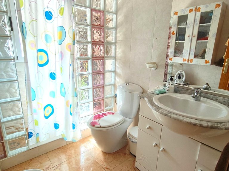 Villa for Sale in Torrevieja, Alicante 25