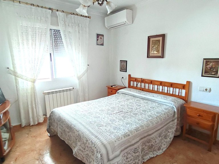 Villa for Sale in Torrevieja, Alicante 27