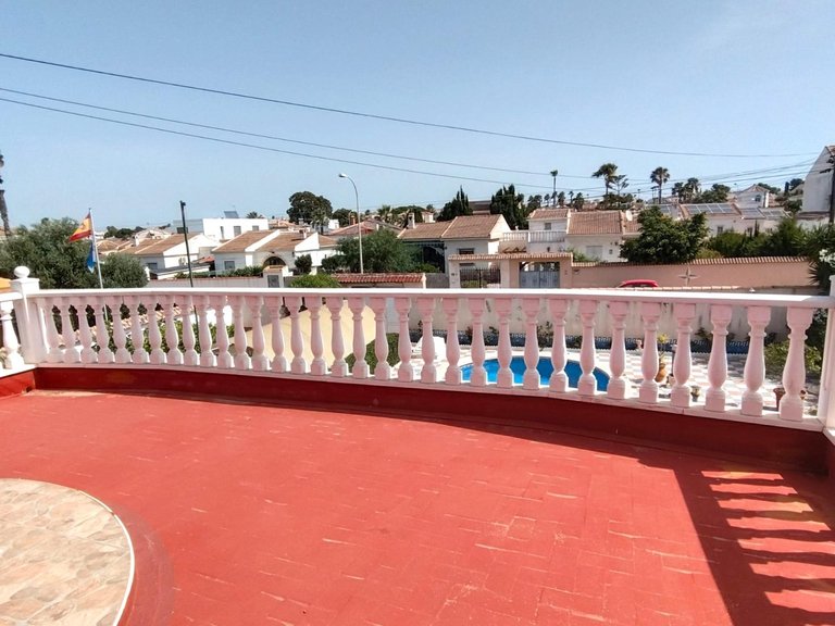 Villa for Sale in Torrevieja, Alicante 31