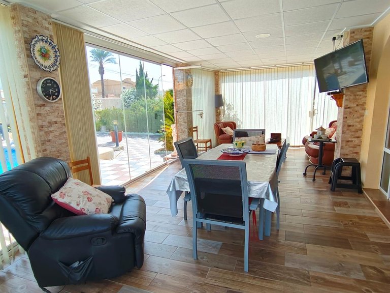 Villa for Sale in Torrevieja, Alicante 4