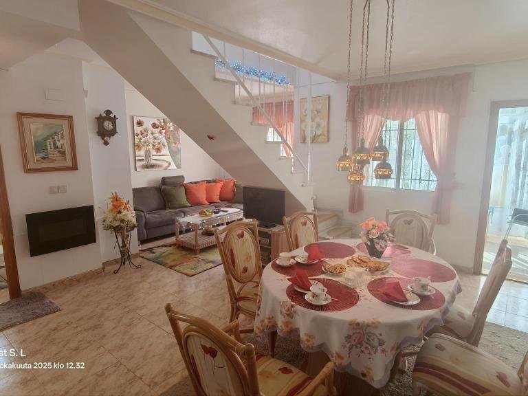 Villa for Sale in Torrevieja, Alicante 4