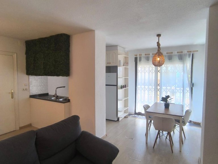Apartment for Sale in Torrevieja, Alicante 1