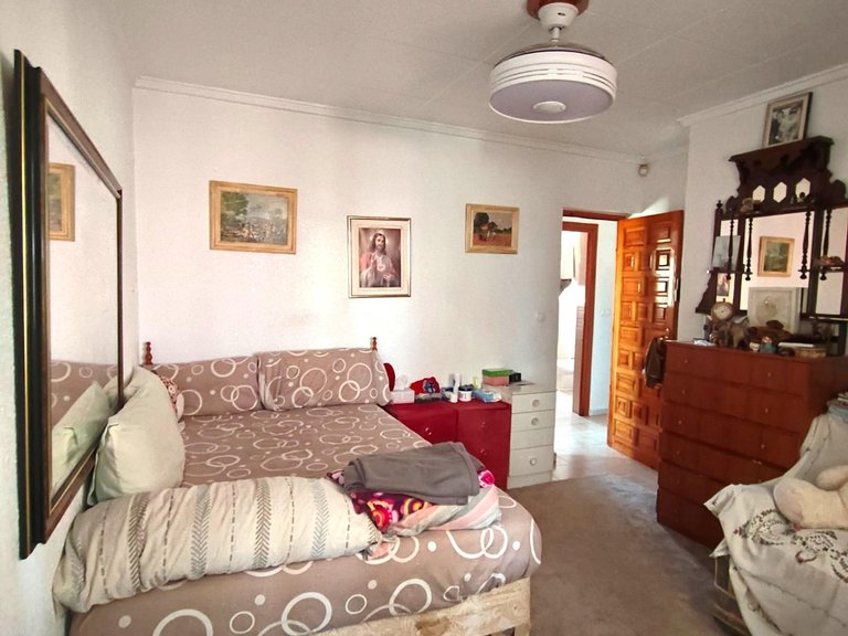 Villa for Sale in Torrevieja, Alicante 20
