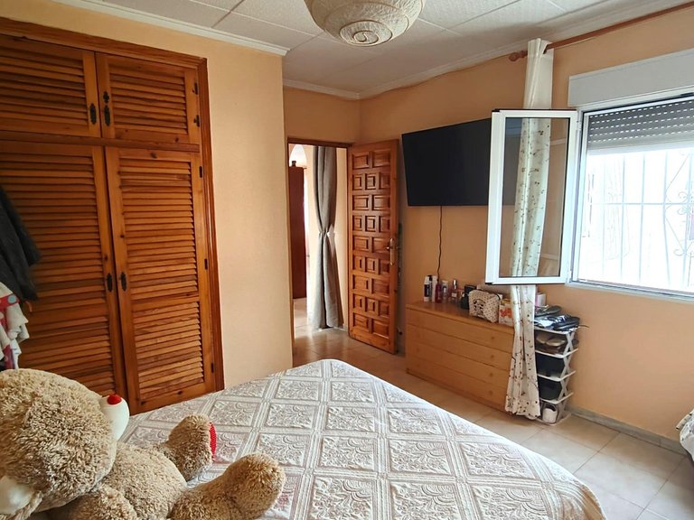 Villa for Sale in Torrevieja, Alicante 11