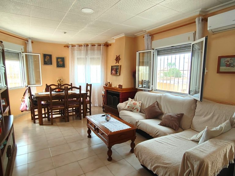 Villa for Sale in Torrevieja, Alicante 3