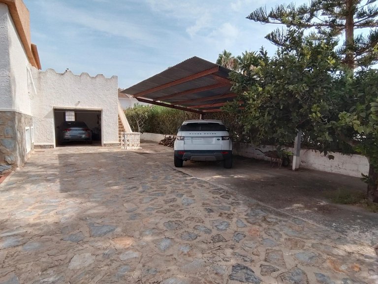 Villa for Sale in Torrevieja, Alicante 32