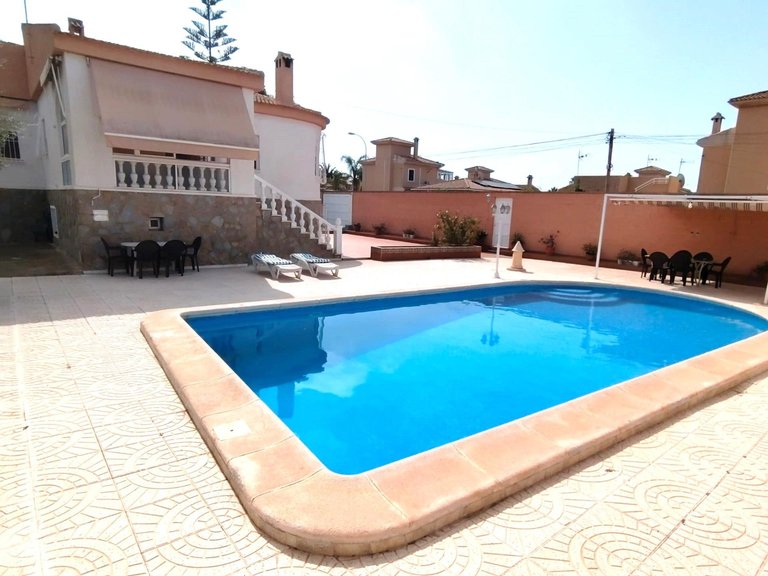 Villa for Sale in Torrevieja, Alicante 48