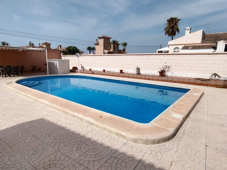 Villa for Sale in Torrevieja, Alicante 50