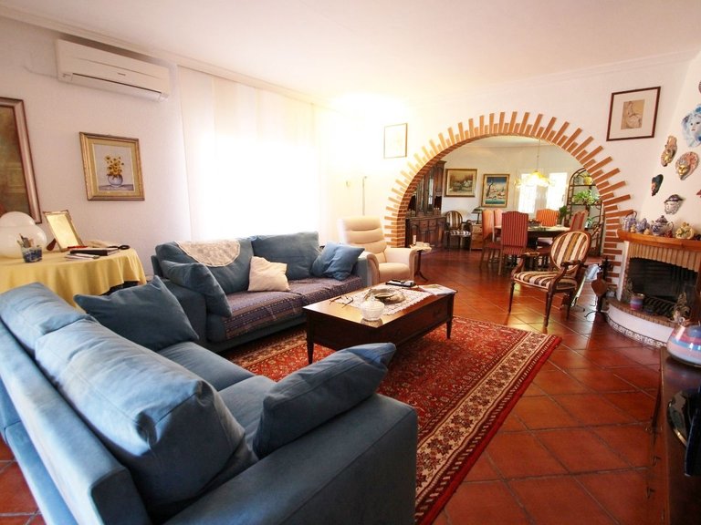 Villa for Sale in Torrevieja, Alicante 16