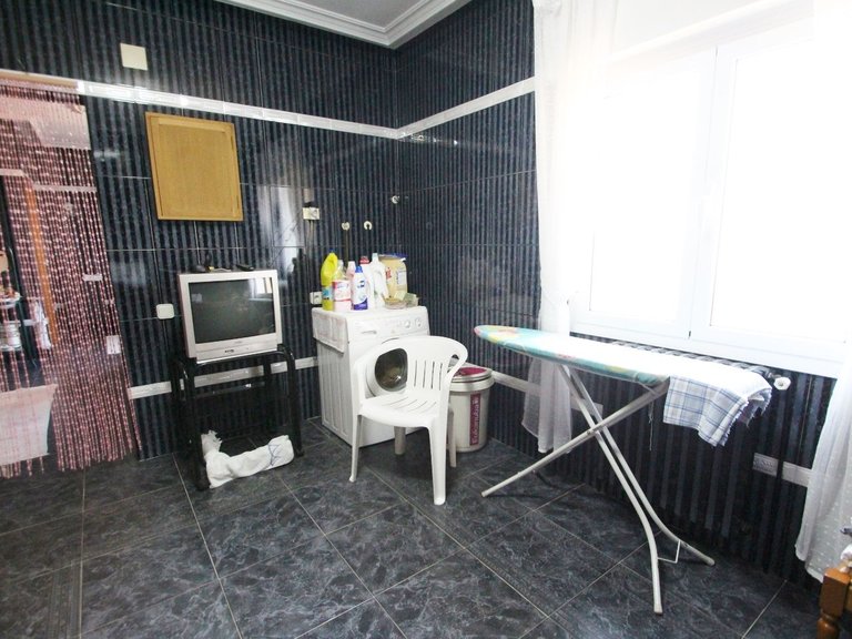 Villa for Sale in Torrevieja, Alicante 28