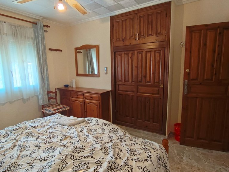 Villa for Sale in Torrevieja, Alicante 17