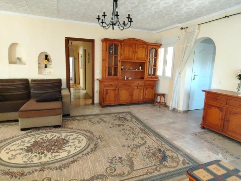Villa for Sale in Torrevieja, Alicante 3