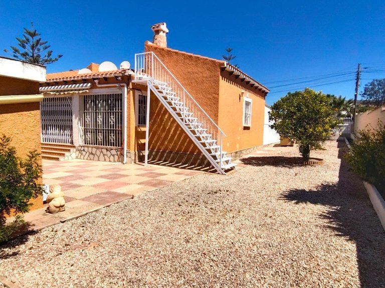 Villa for Sale in Torrevieja, Alicante 33