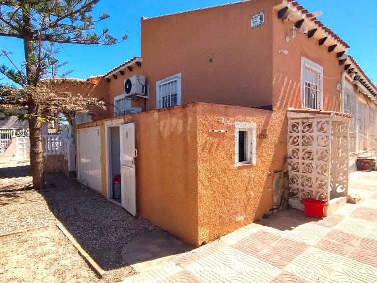 Villa for Sale in Torrevieja, Alicante 35