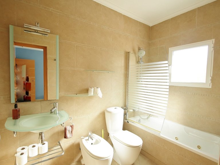 Villa for Weekly Rent in Torrevieja, Alicante 16