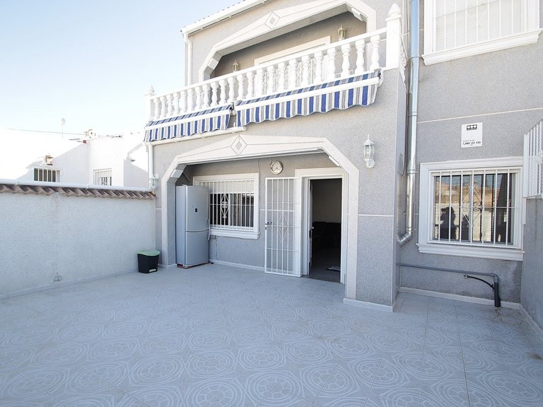 Villa for Weekly Rent in Torrevieja, Alicante 32