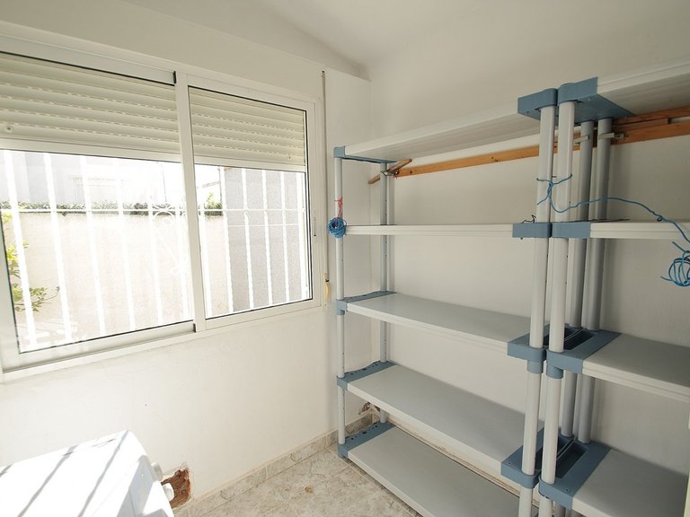 Villa for Weekly Rent in Torrevieja, Alicante 46