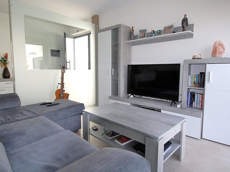 Villa for Weekly Rent in Torrevieja, Alicante 10
