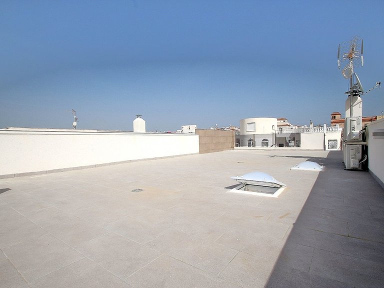Villa for Weekly Rent in Torrevieja, Alicante 21