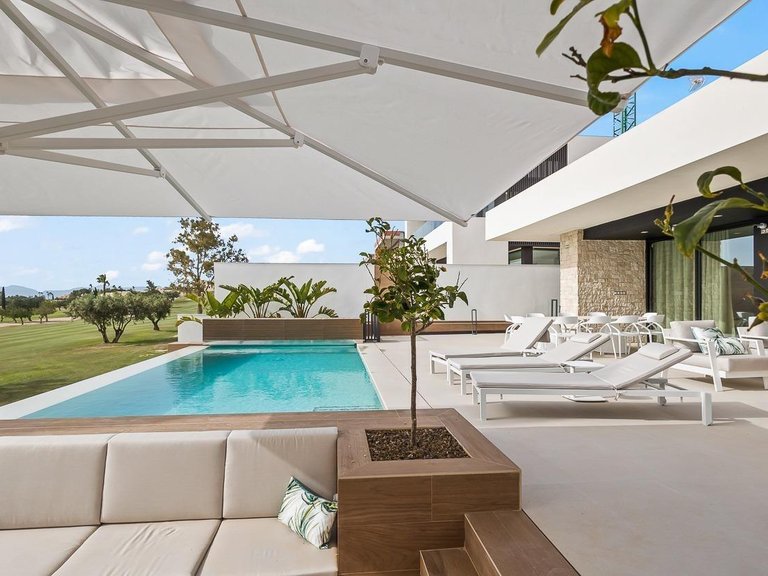 Villa for Sale in Inland Algorfa, Alicante 1