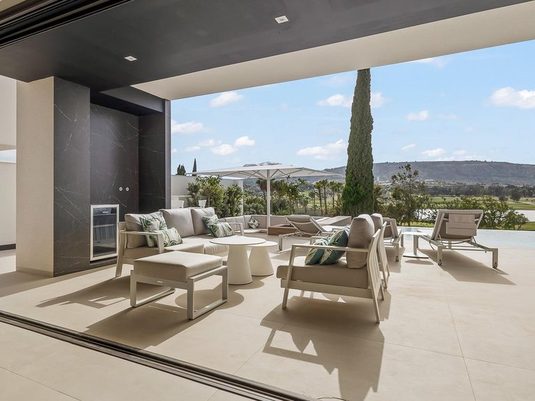 Villa for Sale in Inland Algorfa, Alicante 3