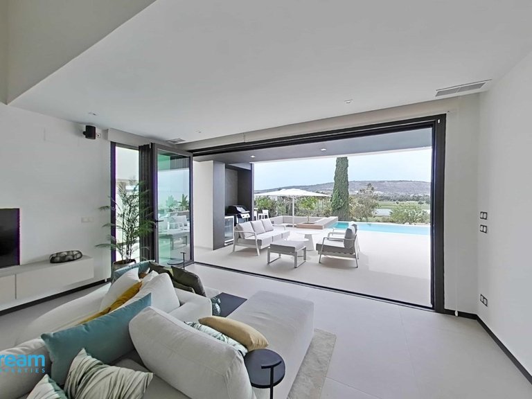 Villa for Sale in Inland Algorfa, Alicante 9