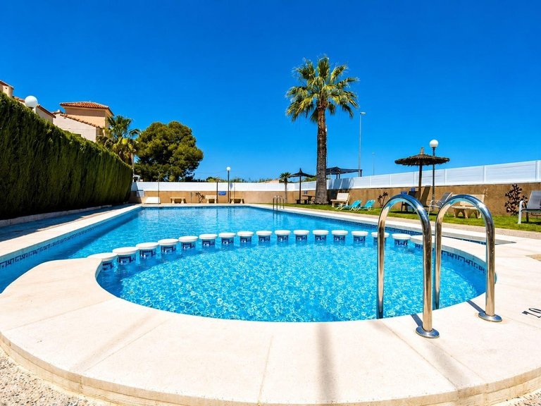Villa for Sale in Algorfa, Alicante 35