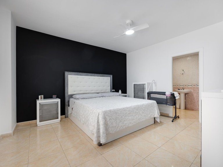 Apartment for Sale in Costa Blanca Torrevieja, Alicante 21