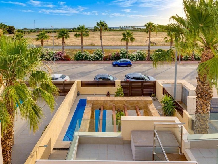 Villa for Sale in Costa Blanca Ciudad Quesada, Alicante 6