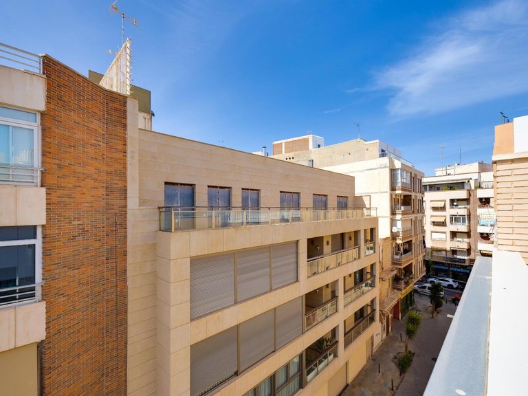 Penthouse for Sale in Costa Blanca Torrevieja, Alicante 21