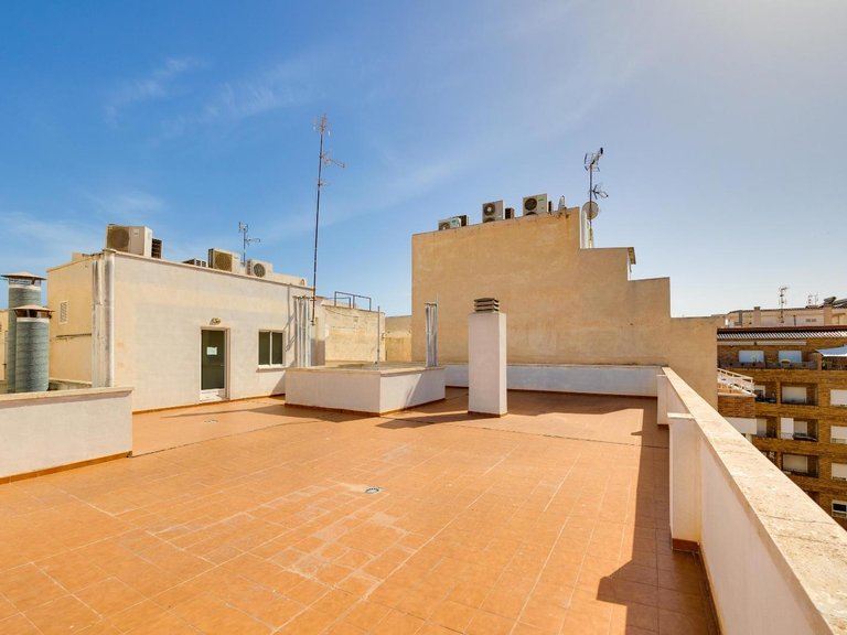 Penthouse for Sale in Costa Blanca Torrevieja, Alicante 25