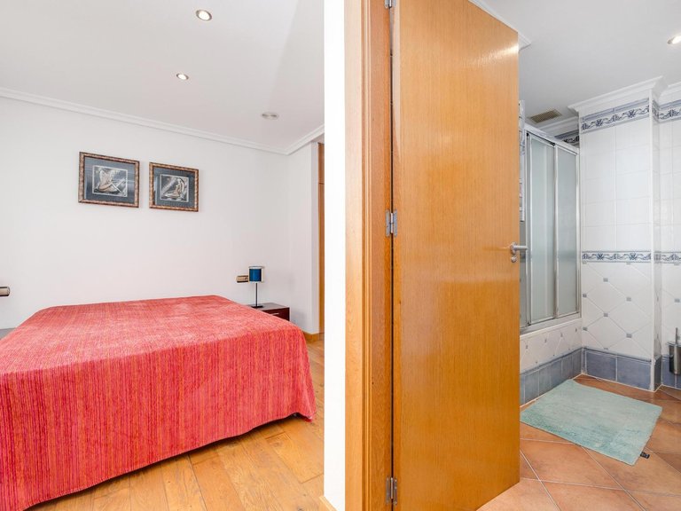 Penthouse for Sale in Costa Blanca Torrevieja, Alicante 43