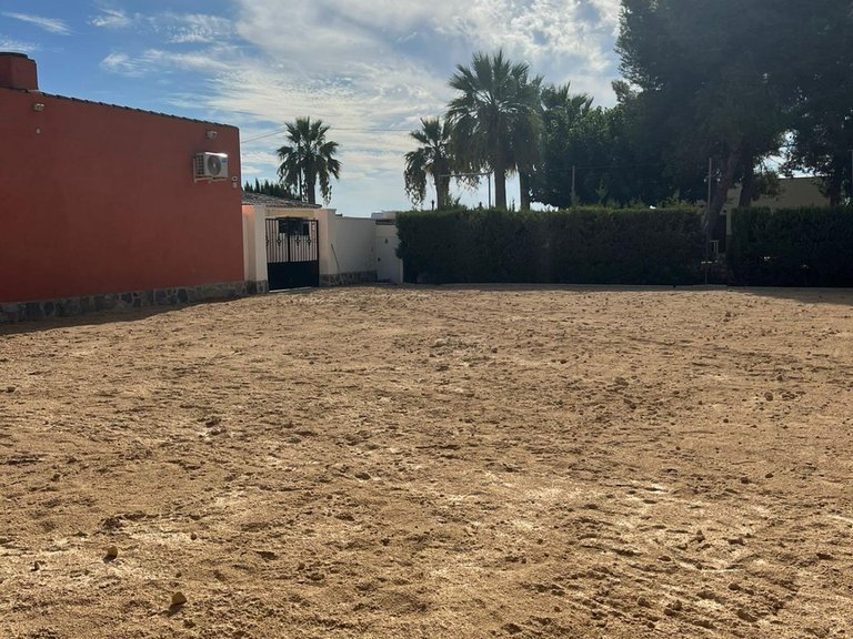 Villa for Sale in Inland Almoradi, Alicante 10