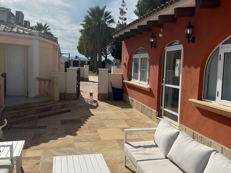 Villa for Sale in Inland Almoradi, Alicante 13